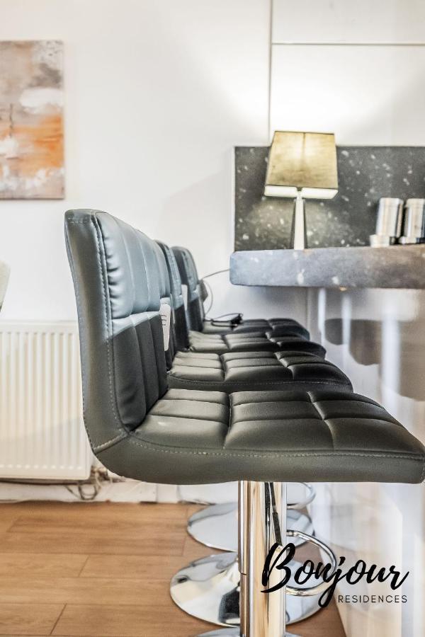 Cosy Grassmarket 2Br-1Ba - Newly Decorated! By Bonjour Residences เอดินบะระ ภายนอก รูปภาพ
