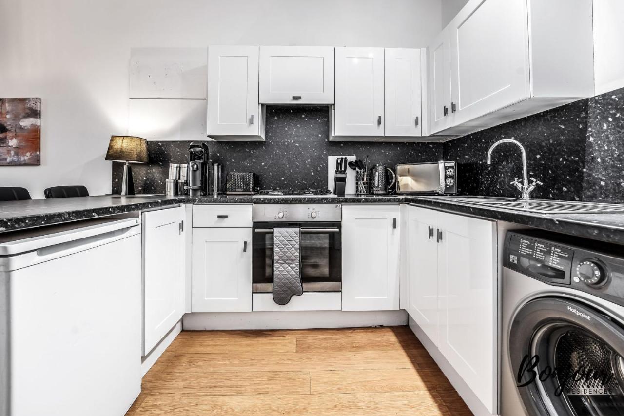 Cosy Grassmarket 2Br-1Ba - Newly Decorated! By Bonjour Residences เอดินบะระ ภายนอก รูปภาพ