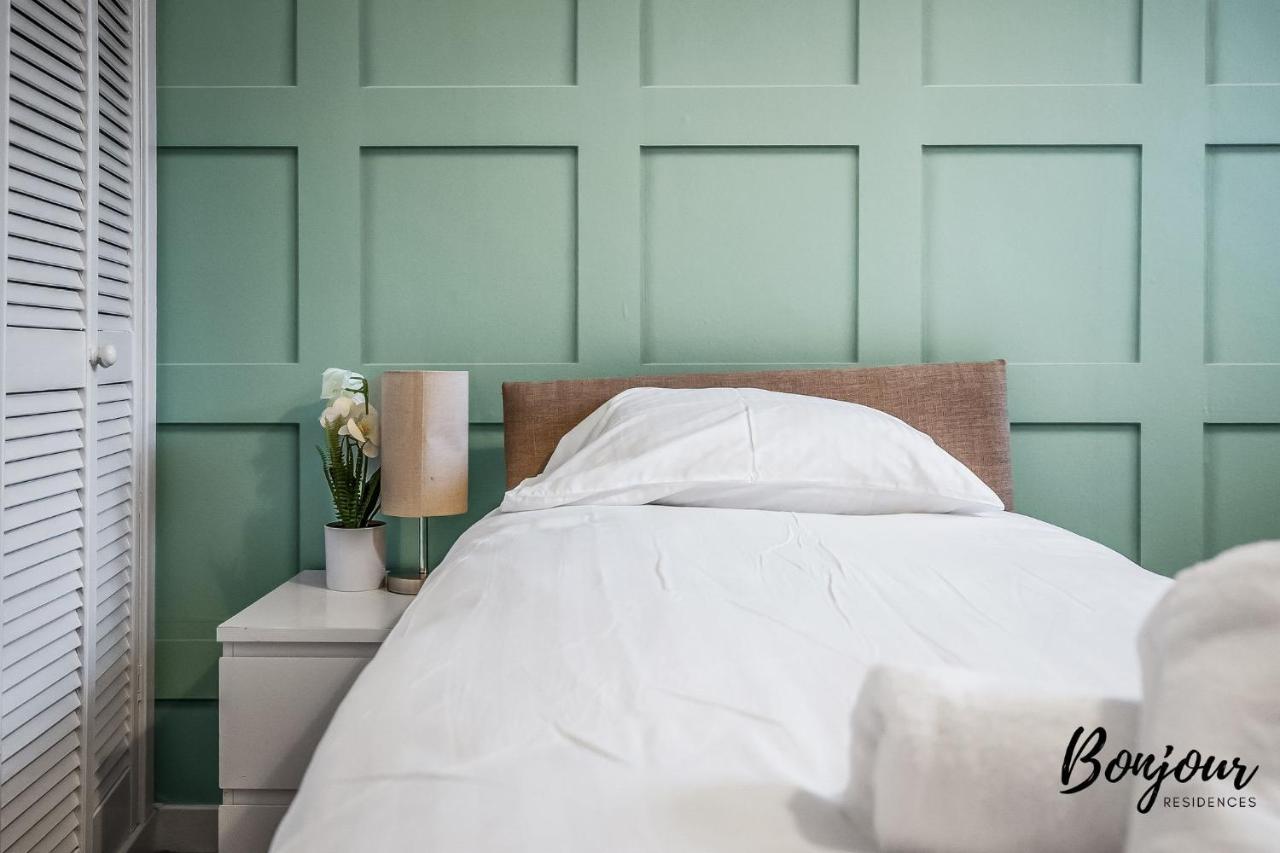 Cosy Grassmarket 2Br-1Ba - Newly Decorated! By Bonjour Residences เอดินบะระ ภายนอก รูปภาพ